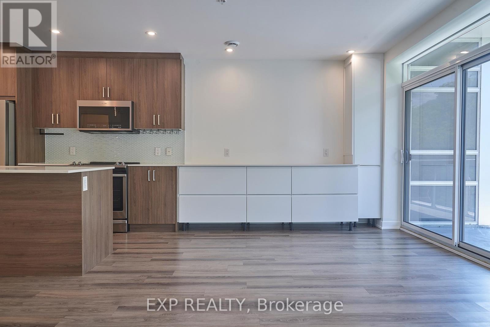 601 - 479 Charlton Avenue E, Hamilton, Ontario  L8N 0B4 - Photo 4 - X13695828
