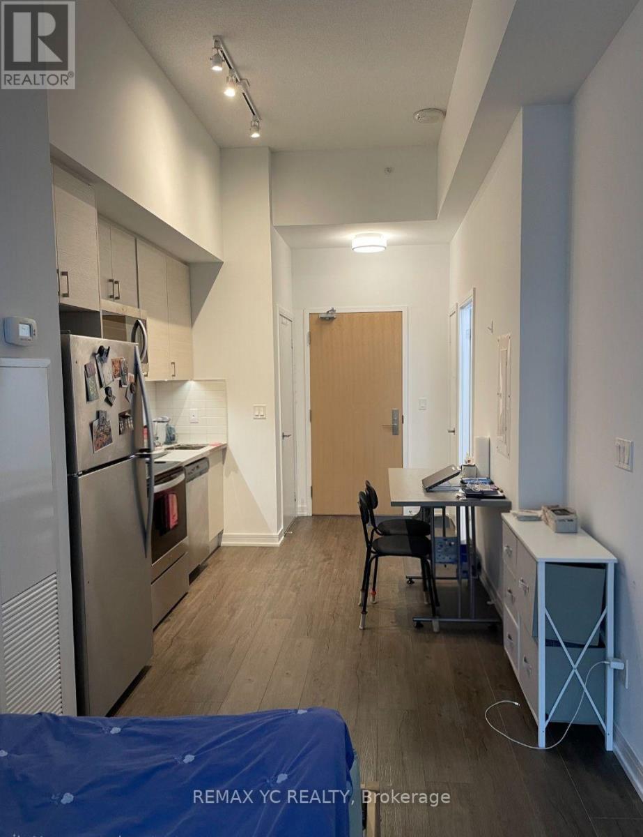111 - 621 Sheppard Avenue E, Toronto, Ontario  M2K 0G4 - Photo 2 - C13695554