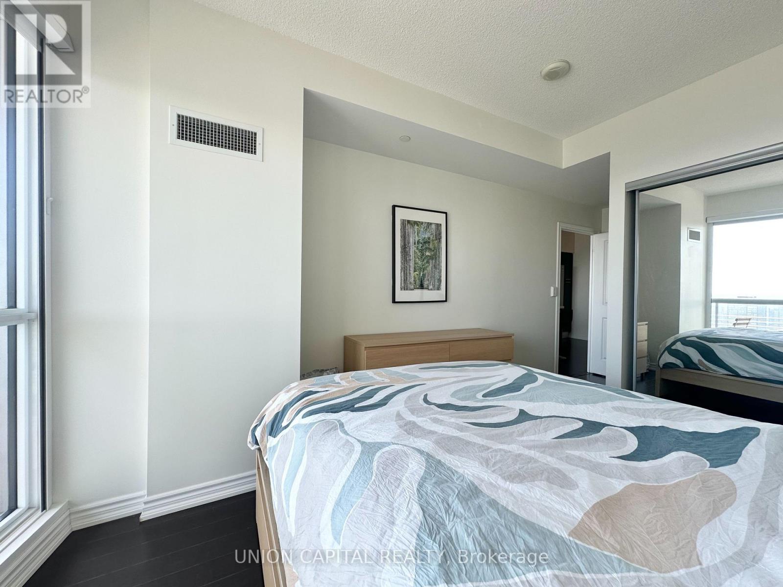 4903 - 386 Yonge Street, Toronto, Ontario  M5B 0A5 - Photo 25 - C13695564