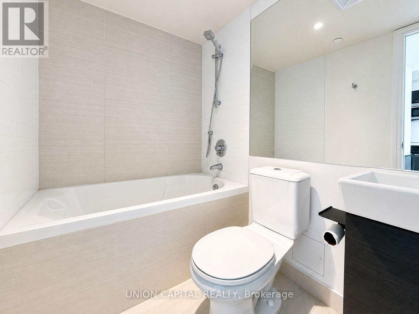 4903 - 386 Yonge Street, Toronto, Ontario  M5B 0A5 - Photo 26 - C13695564
