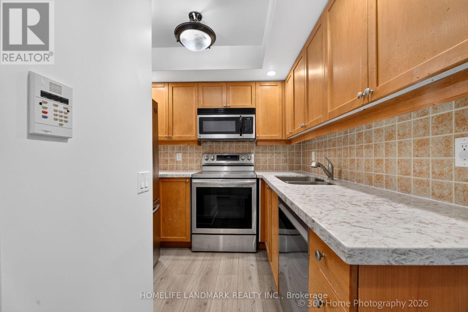 829 - 15 Northtown Way, Toronto, Ontario  M2N 7A2 - Photo 8 - C13695636