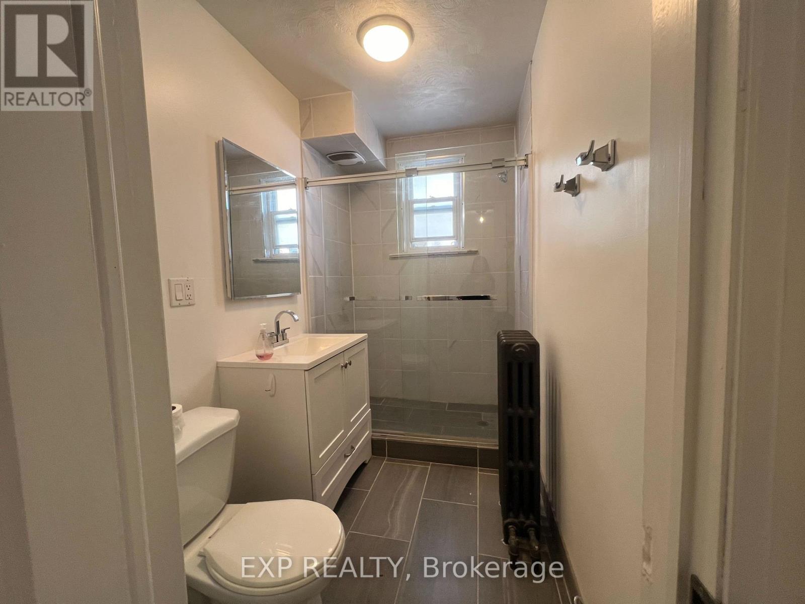 6 - 102 Greensides Avenue, Toronto, Ontario  M6C 1B9 - Photo 10 - C13695792