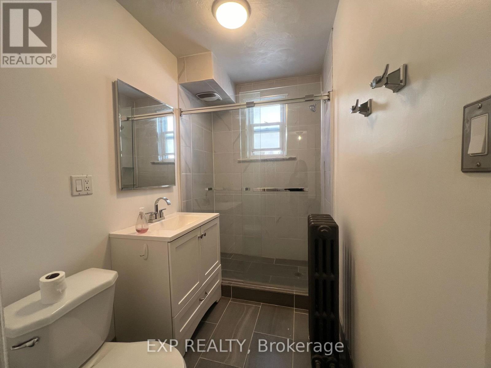 6 - 102 Greensides Avenue, Toronto, Ontario  M6C 1B9 - Photo 12 - C13695792