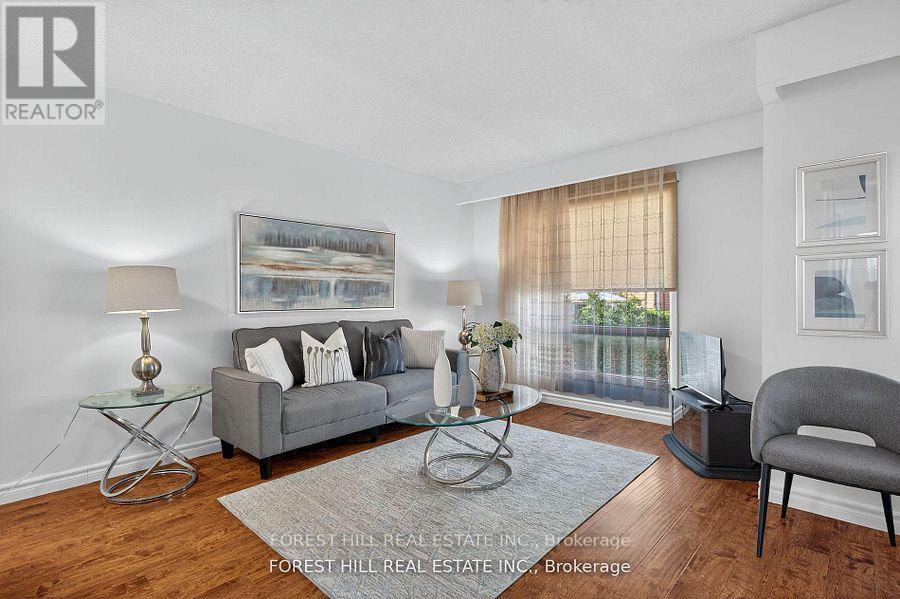 38 Carnival Court, Toronto, Ontario  M2R 3T8 - Photo 10 - C13695800