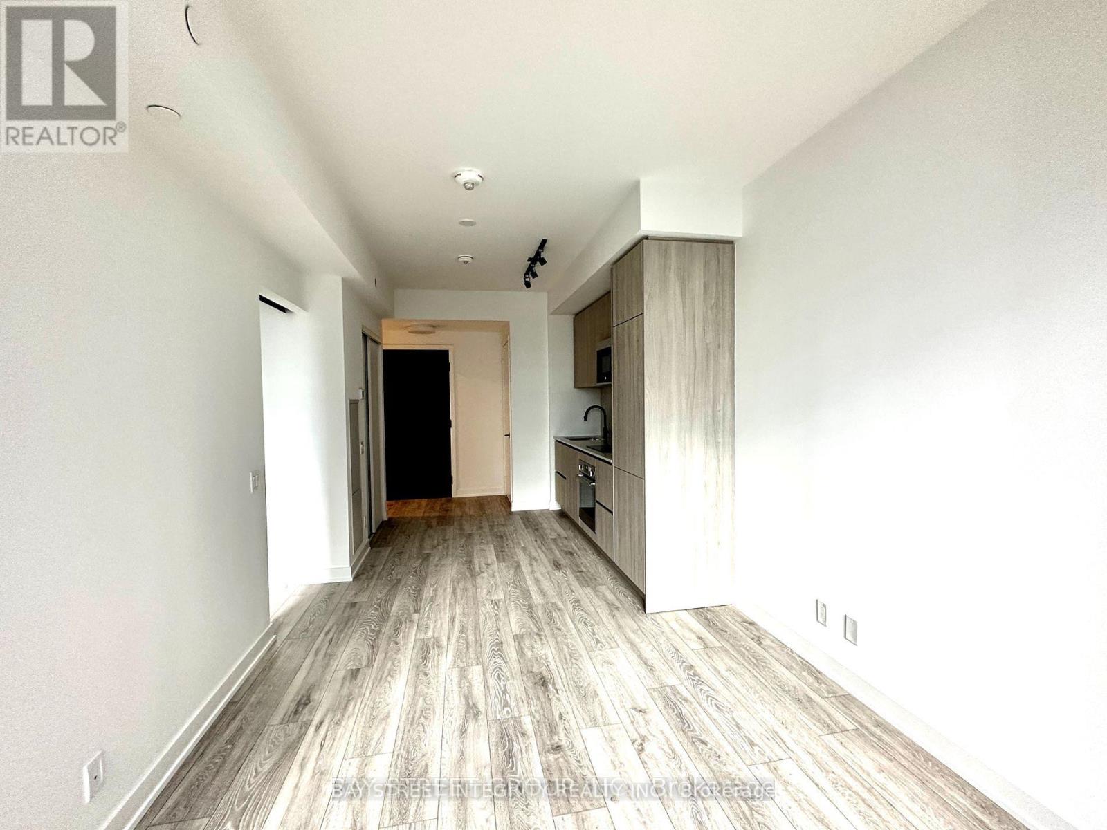 616 - 108 Peter Street, Toronto, Ontario  M5V 0W2 - Photo 3 - C13695808
