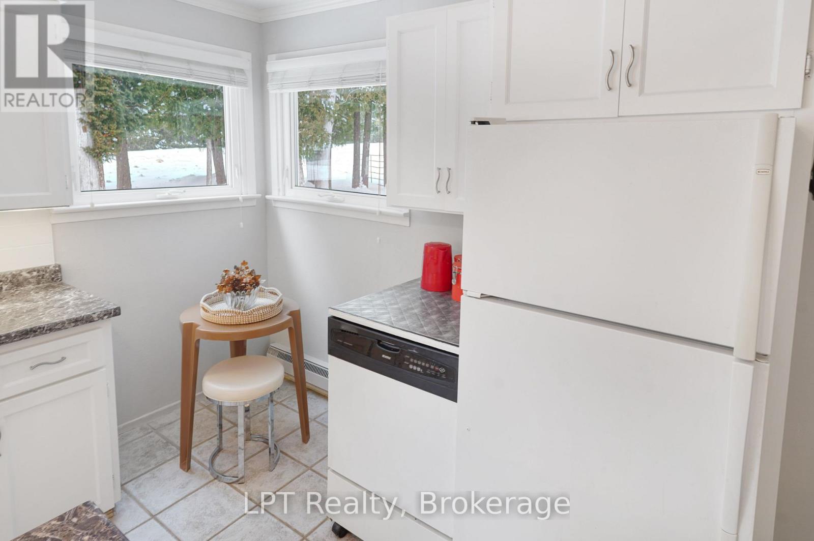 158 Stokes Bay Road, Northern Bruce Peninsula, Ontario  N0H 1W0 - Photo 11 - X13695580