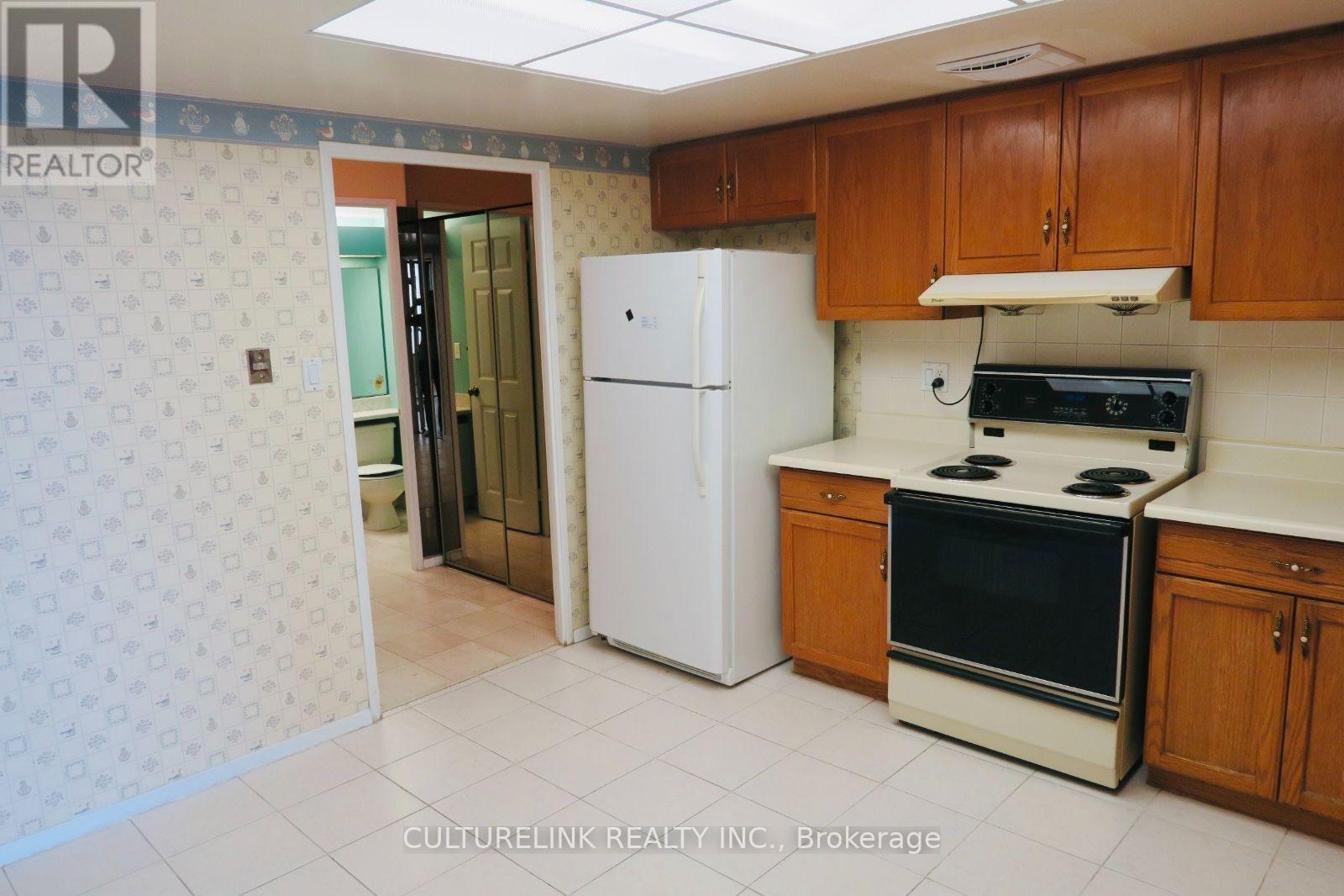 1005 - 255 Bamburgh Circle, Toronto, Ontario  M1W 3T6 - Photo 6 - E13695558