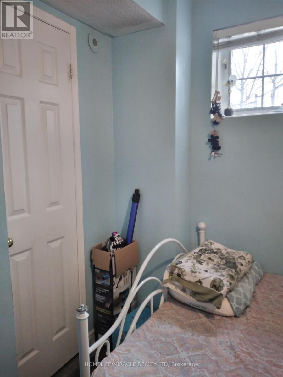 12 - 200 Mclevin Avenue, Toronto, Ontario  M1B 6C8 - Photo 9 - E13695650
