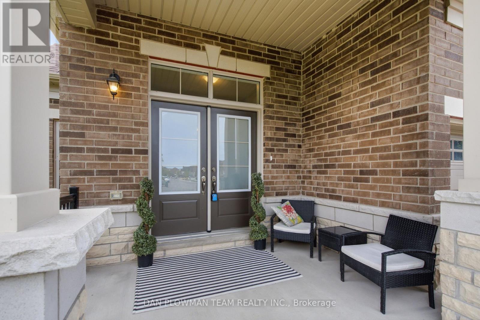2 Holtby Court, Scugog, Ontario  L9L 0B4 - Photo 3 - E13695794