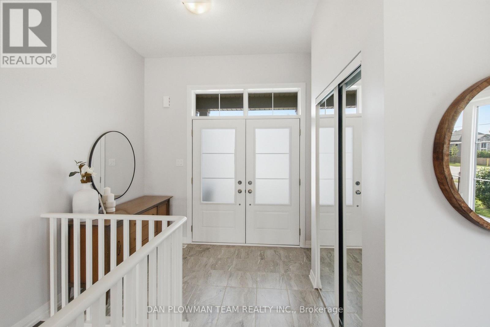 2 Holtby Court, Scugog, Ontario  L9L 0B4 - Photo 4 - E13695794