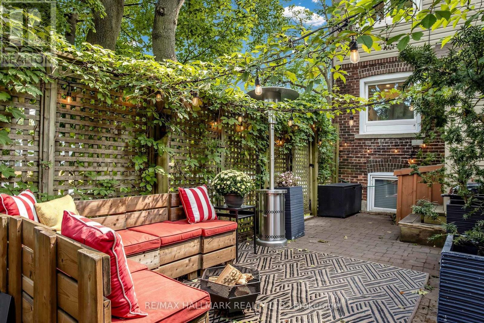 47 Glenmore Road, Toronto, Ontario  M4L 3M2 - Photo 35 - E13695826