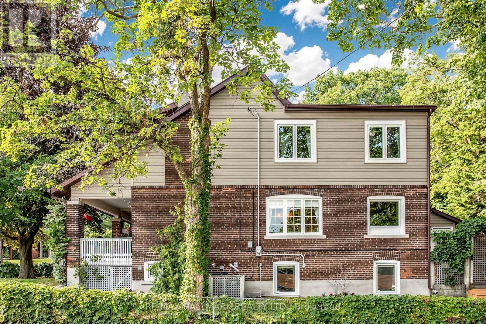 47 Glenmore Road, Toronto, Ontario  M4L 3M2 - Photo 36 - E13695826