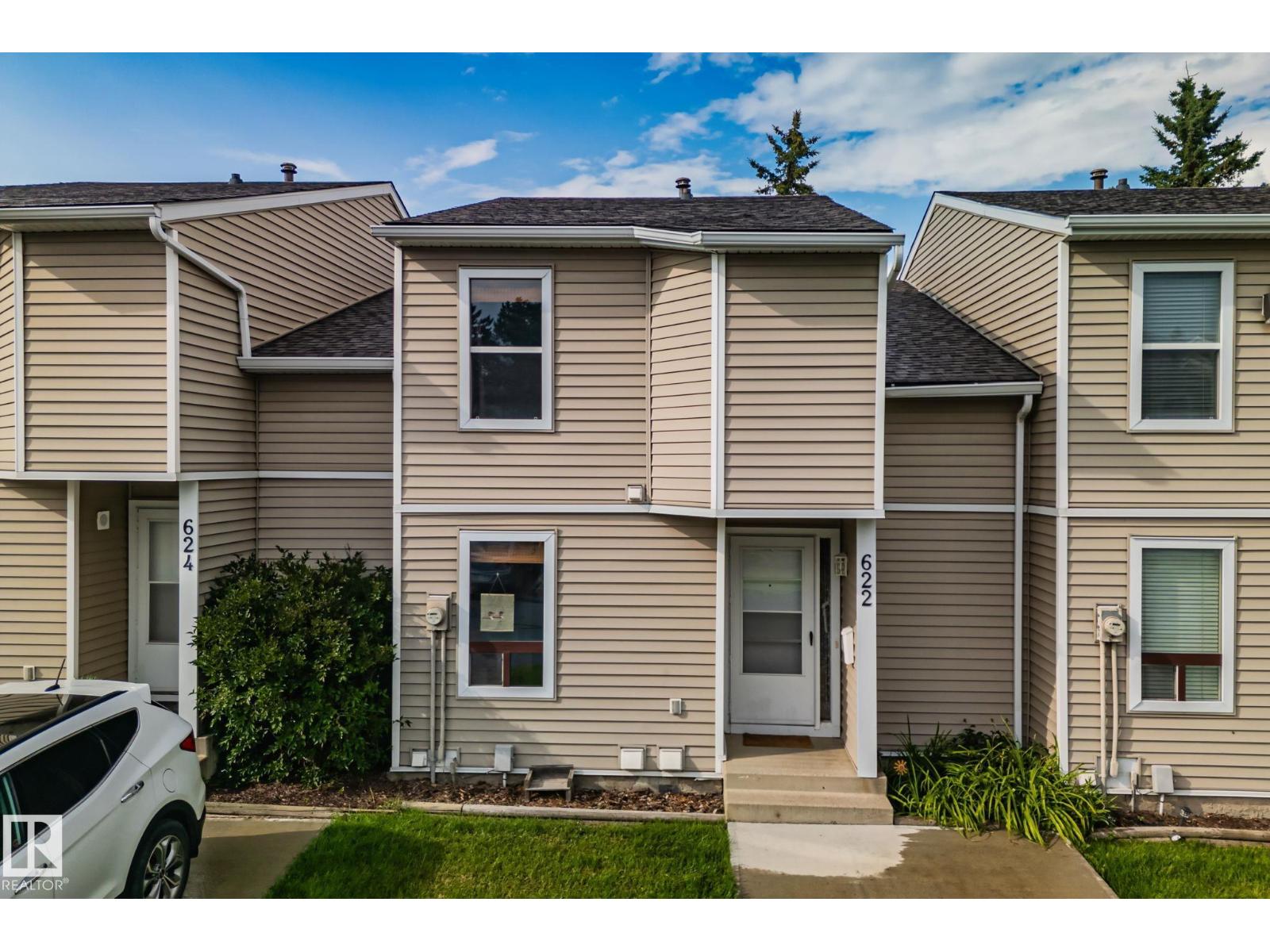 622 Saddleback Rd NW, Edmonton, Alberta T6J 4Z3 - Photo 3 - E4504534