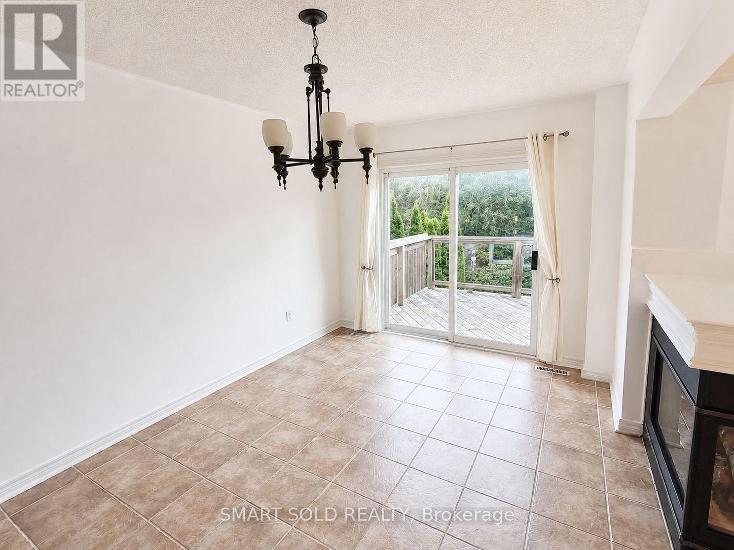 52 Royalpark Way, Vaughan, Ontario  L4H 1J5 - Photo 10 - N13695596
