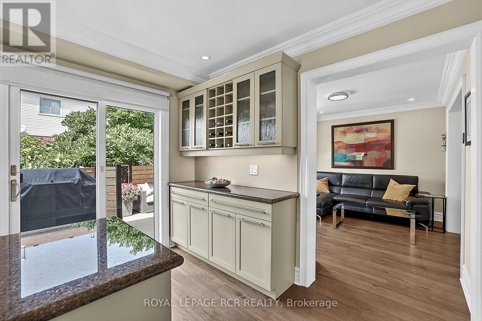 411 Butler Court, Aurora, Ontario  L4G 6G8 - Photo 14 - N13695600