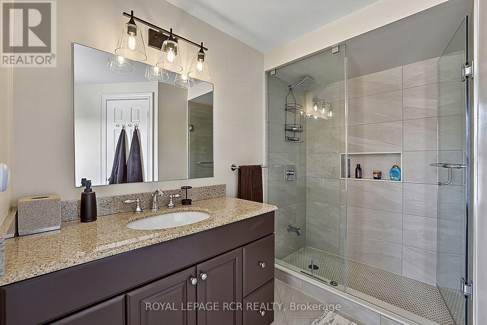 411 Butler Court, Aurora, Ontario  L4G 6G8 - Photo 28 - N13695600