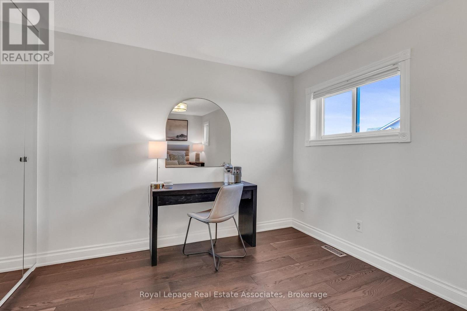 8 Prestwick Avenue, Vaughan, Ontario  L6A 2B6 - Photo 23 - N13695610