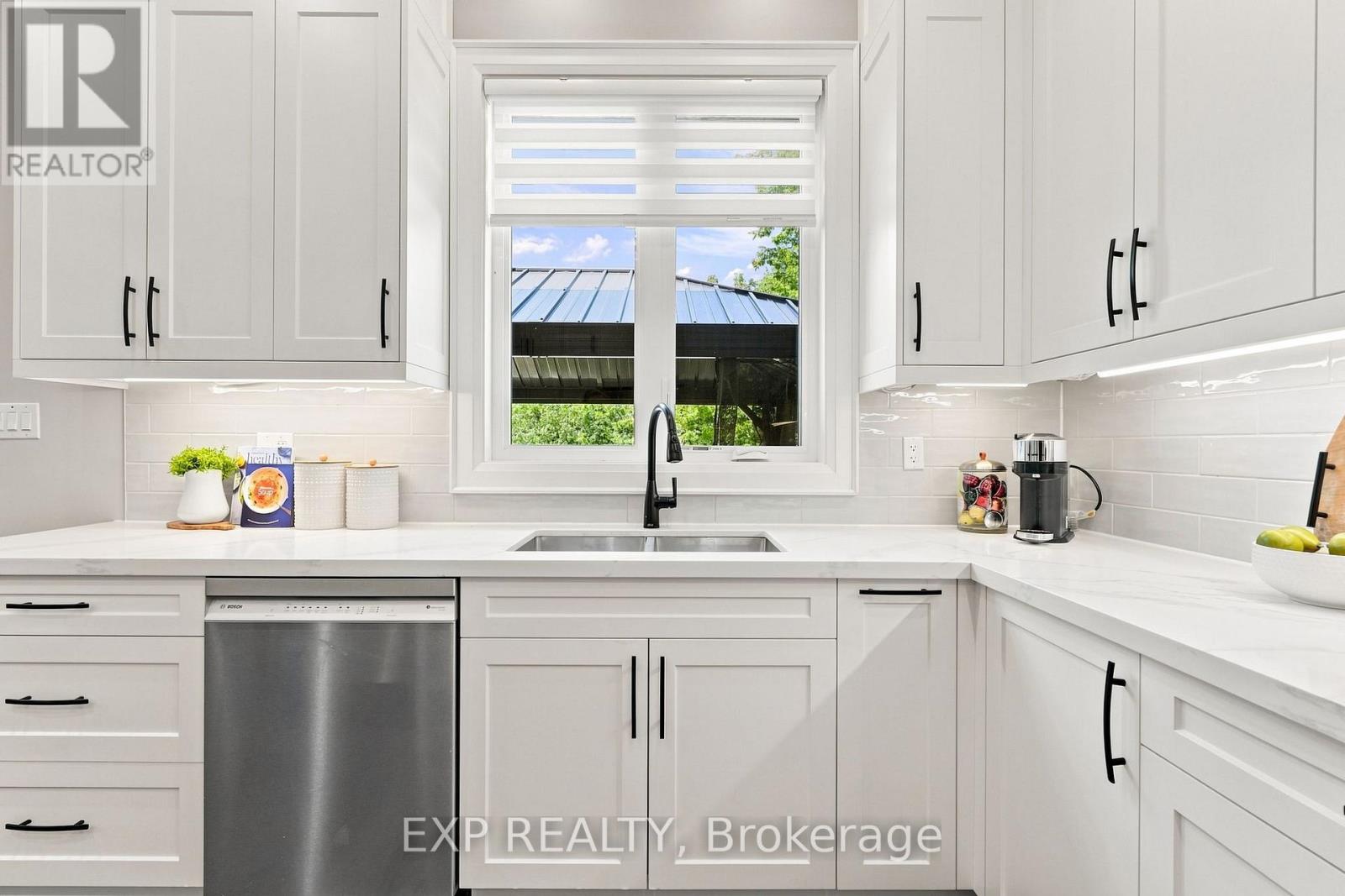 30 Brule Lakeway, Georgina, Ontario  L0E 1L0 - Photo 14 - N13695620
