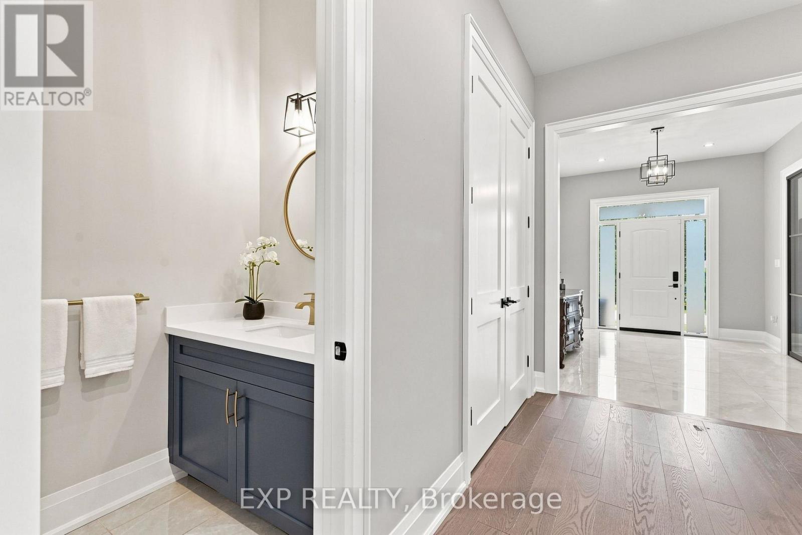 30 Brule Lakeway, Georgina, Ontario  L0E 1L0 - Photo 8 - N13695620