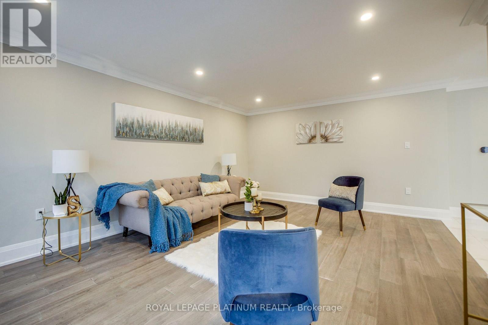 16 Bridgend Court S, Vaughan, Ontario  L4L 3L3 - Photo 11 - N13695738