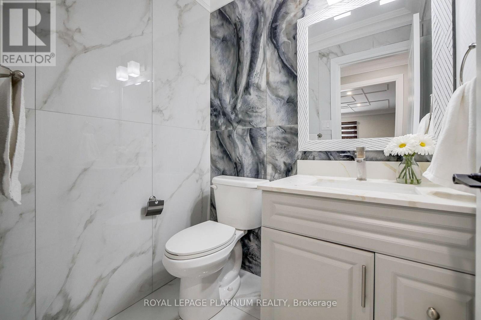 16 Bridgend Court S, Vaughan, Ontario  L4L 3L3 - Photo 22 - N13695738