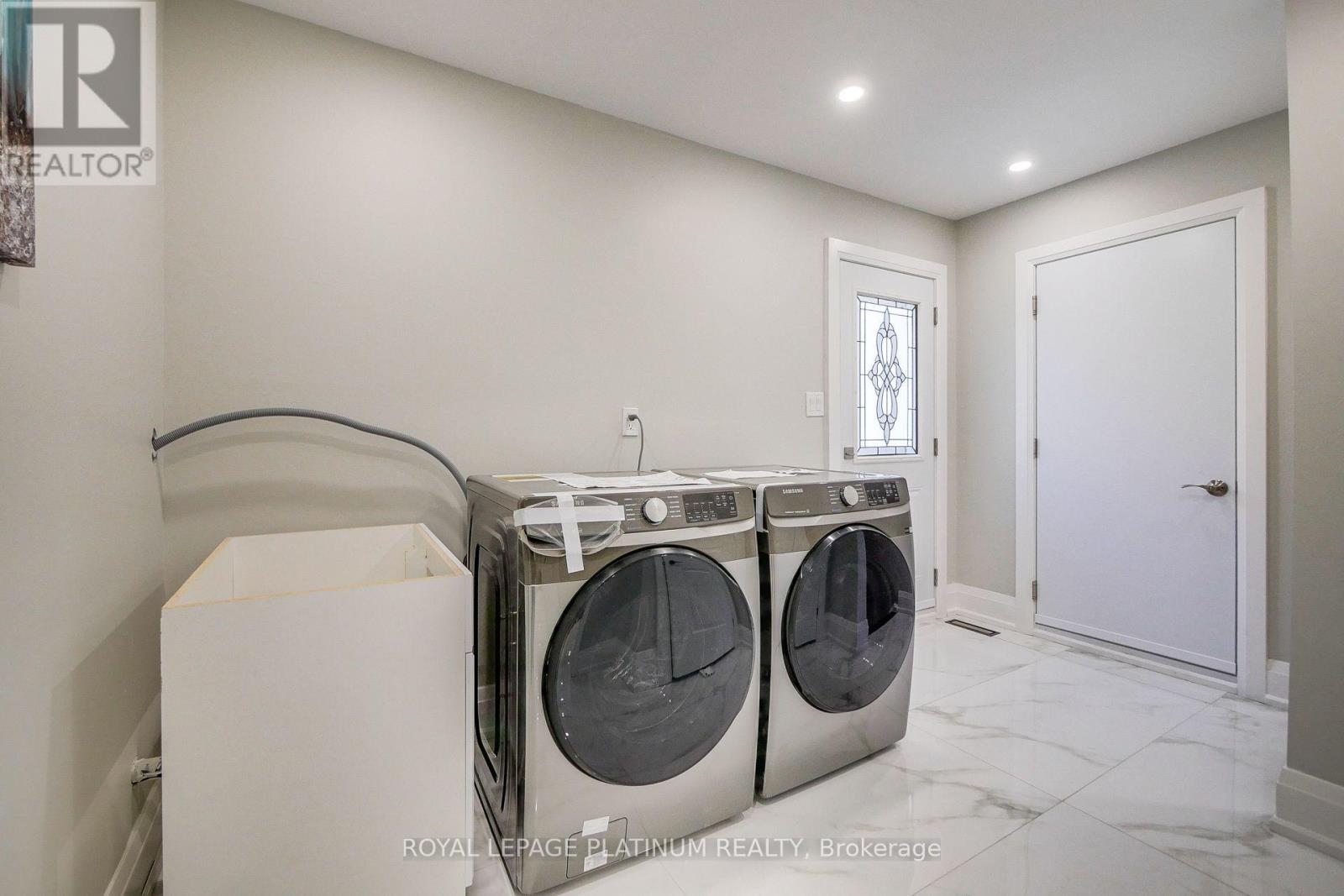 16 Bridgend Court S, Vaughan, Ontario  L4L 3L3 - Photo 23 - N13695738