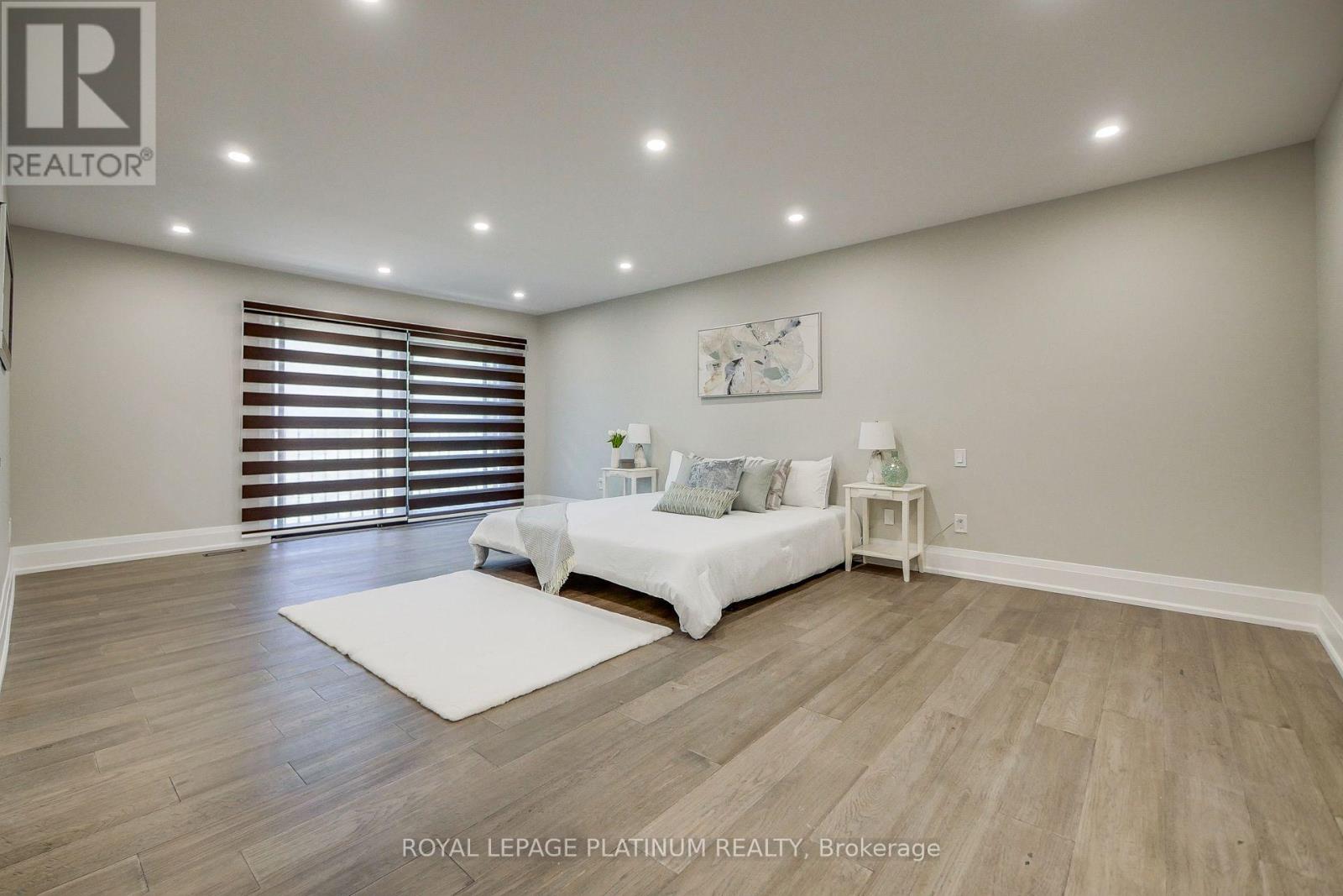 16 Bridgend Court S, Vaughan, Ontario  L4L 3L3 - Photo 25 - N13695738