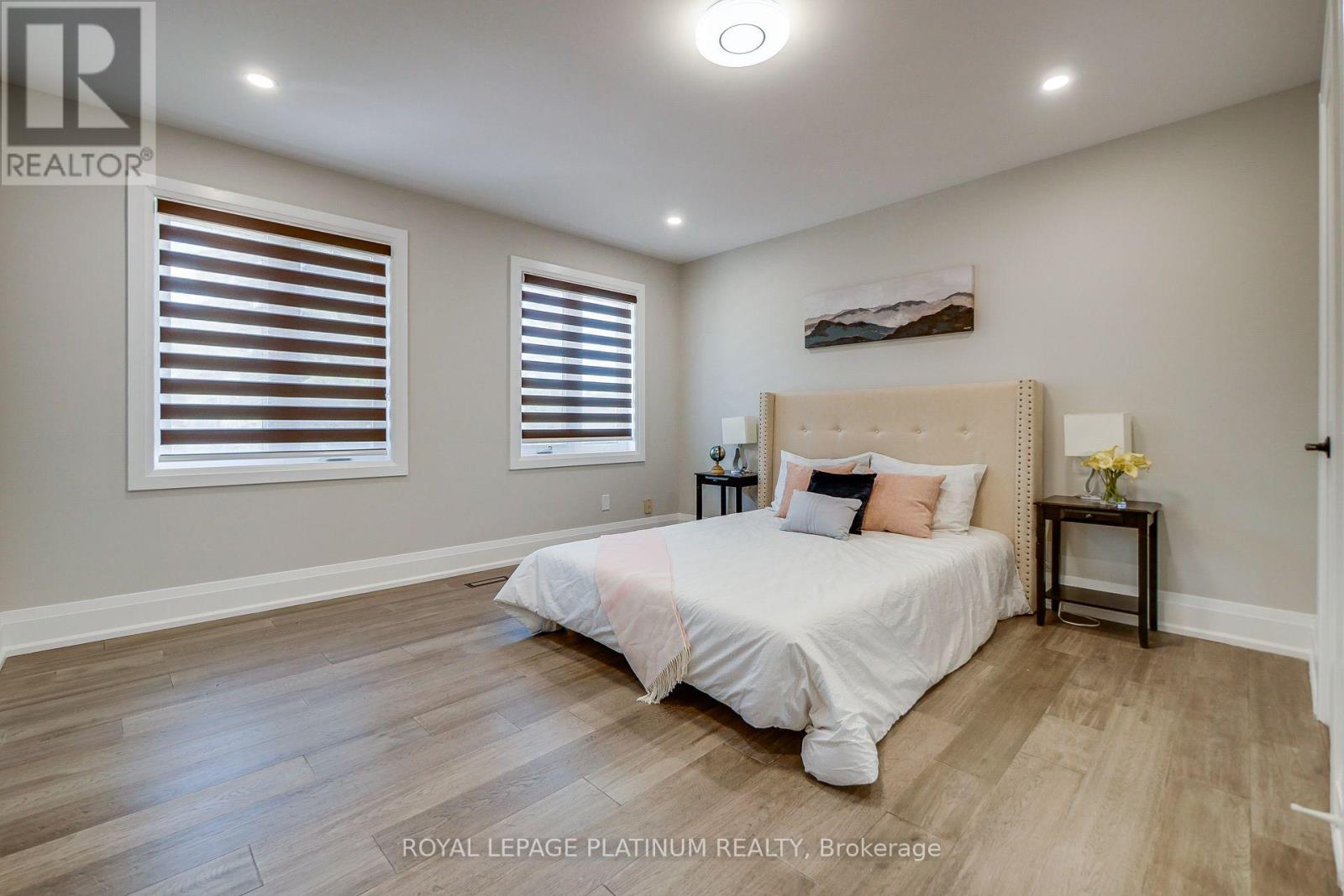 16 Bridgend Court S, Vaughan, Ontario  L4L 3L3 - Photo 32 - N13695738