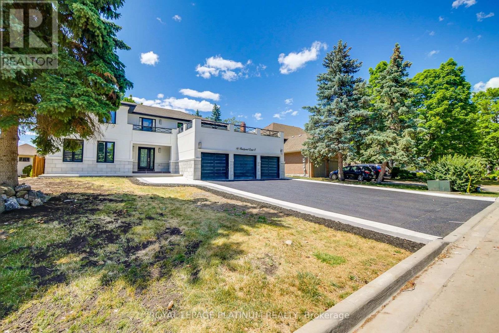 16 Bridgend Court S, Vaughan, Ontario  L4L 3L3 - Photo 5 - N13695738