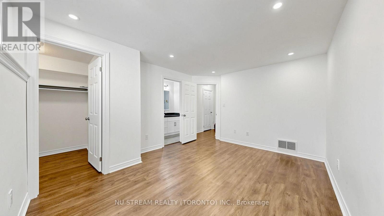 15 - 19 Maytime Way, Markham, Ontario  L6C 0N5 - Photo 31 - N13695744