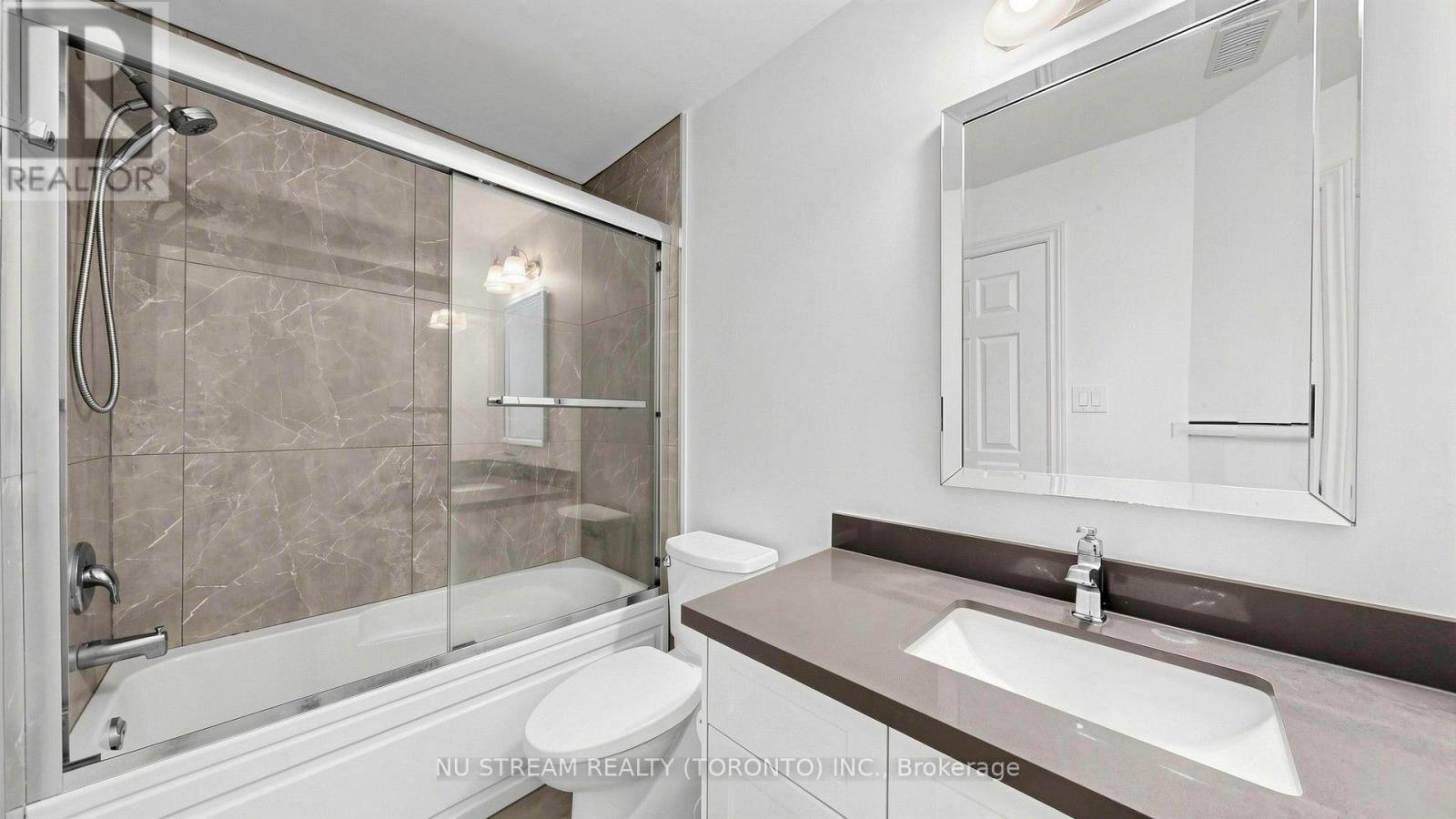 15 - 19 Maytime Way, Markham, Ontario  L6C 0N5 - Photo 33 - N13695744