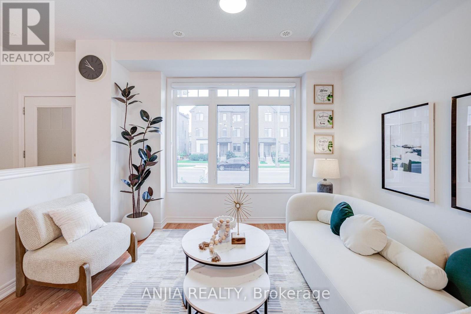 11794 Tenth Line, Whitchurch-Stouffville, Ontario  L4A 5G2 - Photo 4 - N13695772