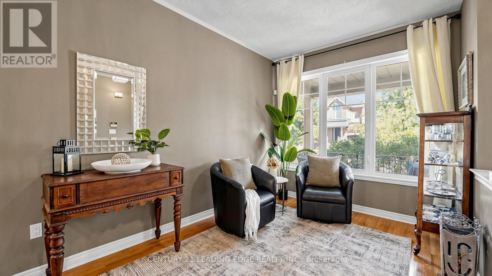 111 Waite Crescent, Whitchurch-Stouffville, Ontario  L4A 0B8 - Photo 5 - N13695776