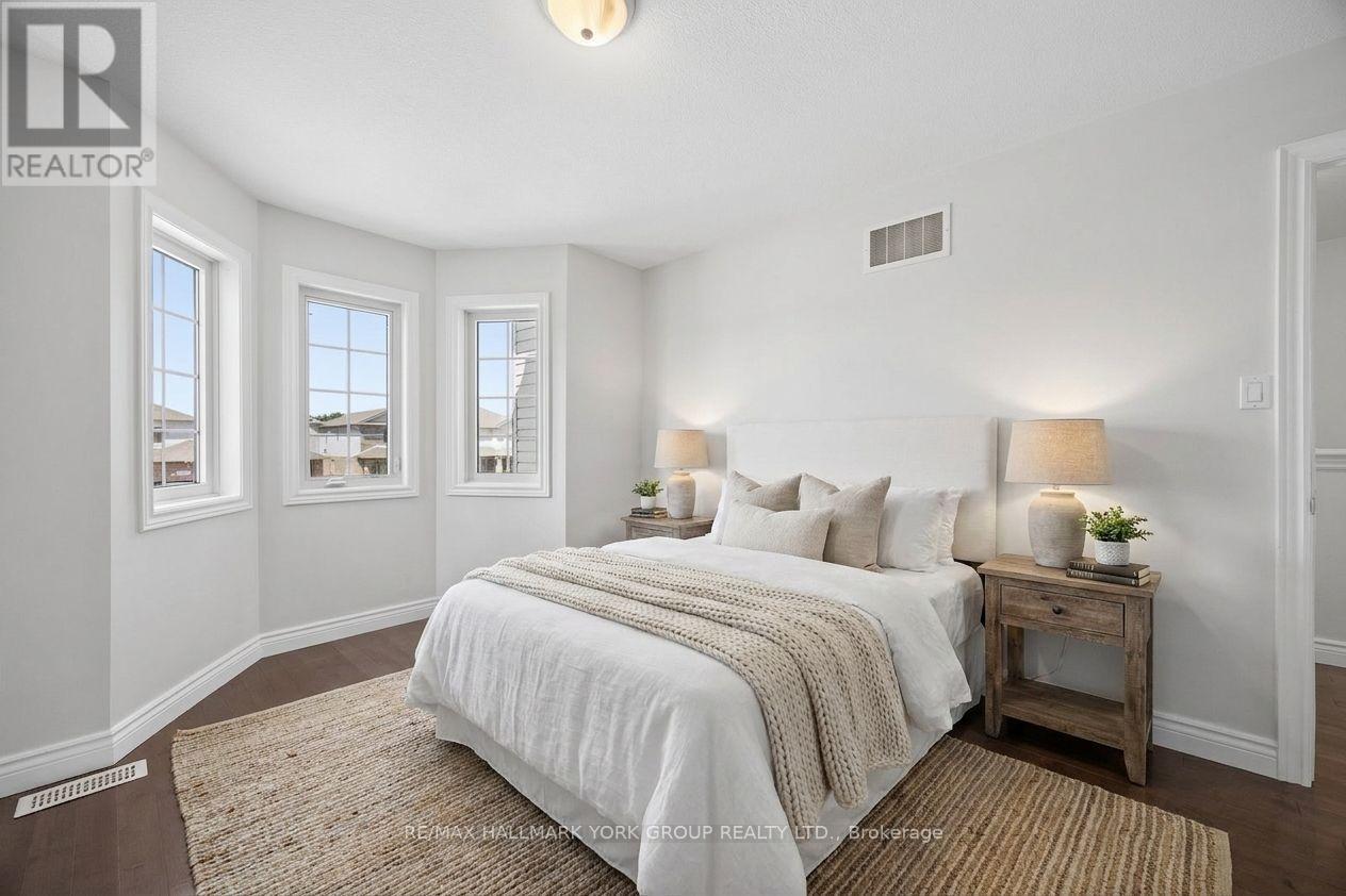 132 Banting Crescent, Essa, Ontario  L0M 1B6 - Photo 23 - N13695786