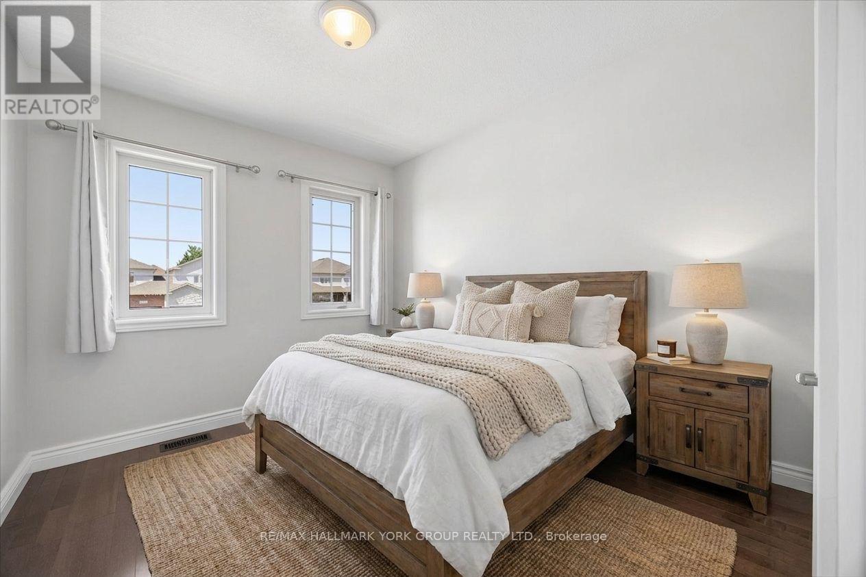 132 Banting Crescent, Essa, Ontario  L0M 1B6 - Photo 25 - N13695786