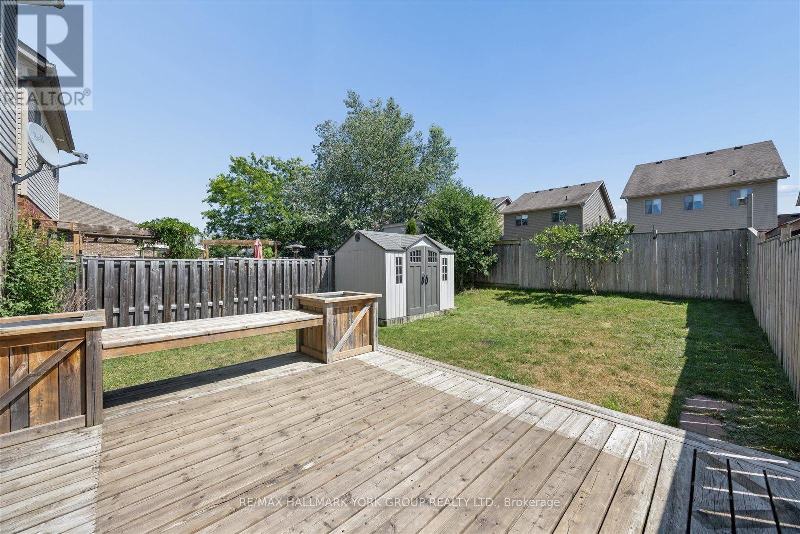 132 Banting Crescent, Essa, Ontario  L0M 1B6 - Photo 31 - N13695786
