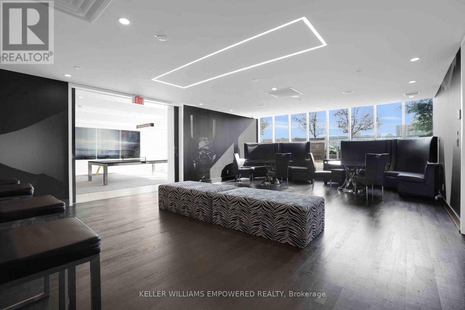 811 - 9471 Yonge Street N, Richmond Hill (Observatory), Ontario  L4C 0Z5 - Photo 18 - N13695812