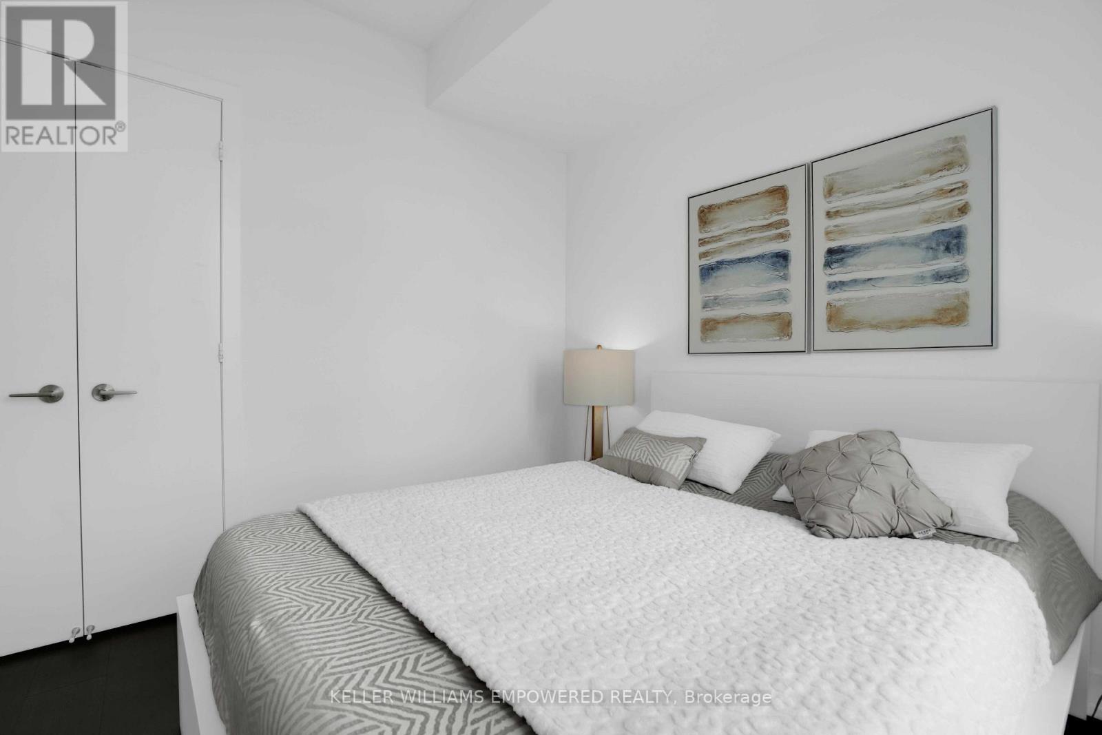 811 - 9471 Yonge Street N, Richmond Hill (Observatory), Ontario  L4C 0Z5 - Photo 30 - N13695812