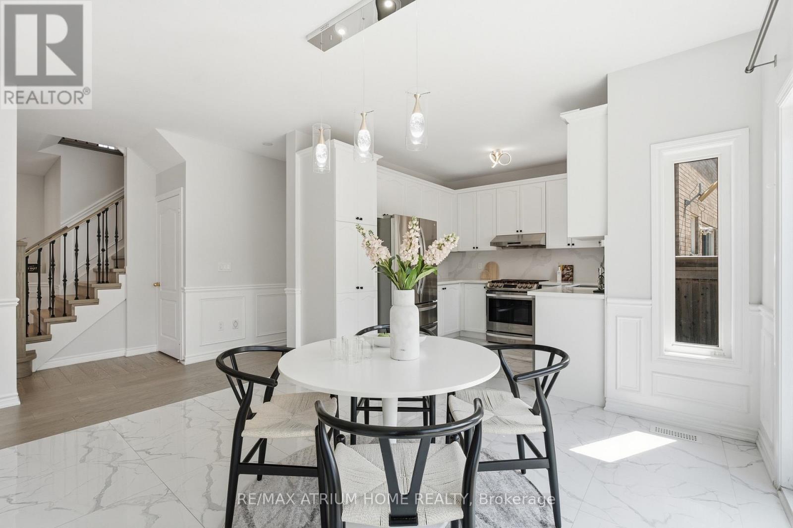 526 Mavrinac Boulevard, Aurora, Ontario  L4G 0H7 - Photo 15 - N13695830