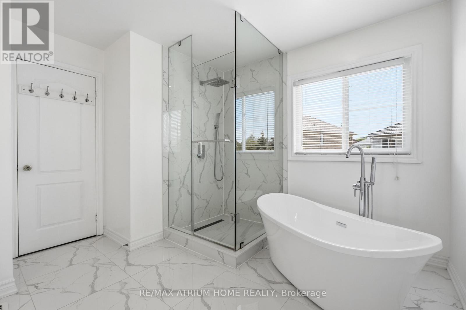 526 Mavrinac Boulevard, Aurora, Ontario  L4G 0H7 - Photo 25 - N13695830
