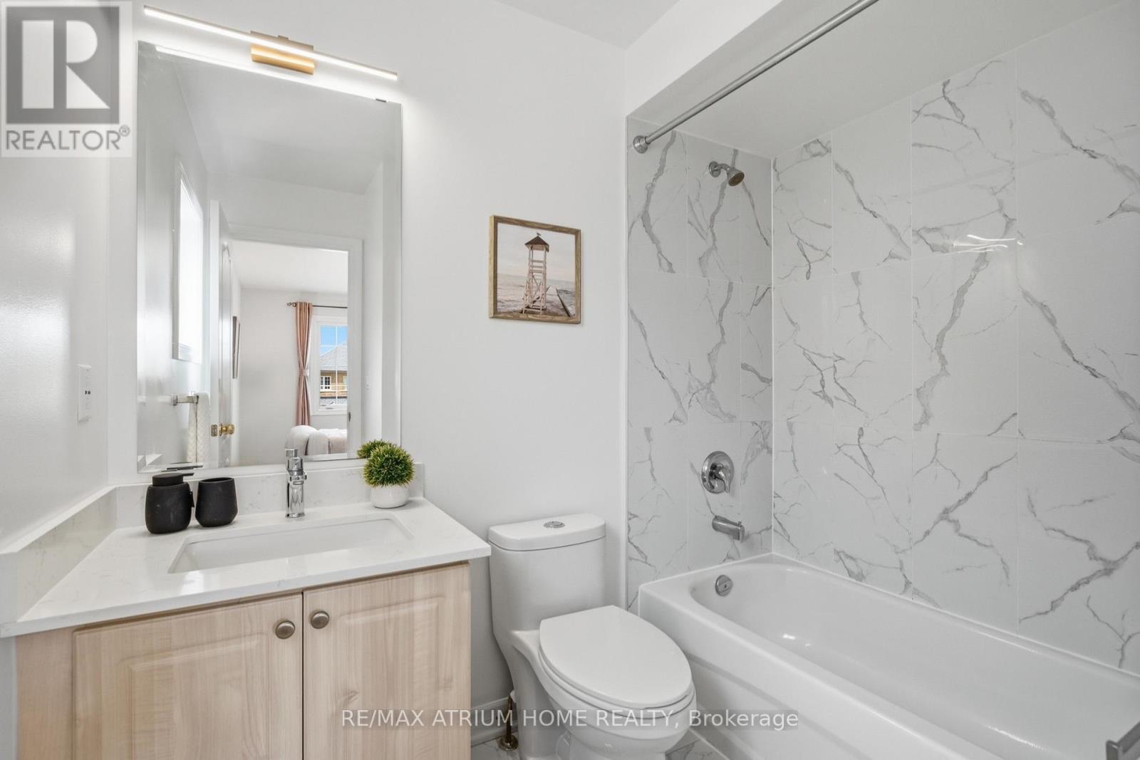 526 Mavrinac Boulevard, Aurora, Ontario  L4G 0H7 - Photo 26 - N13695830
