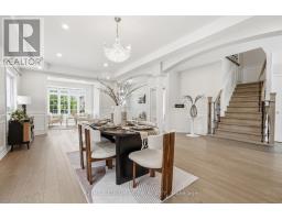 526 MAVRINAC BOULEVARD, Aurora, Ontario