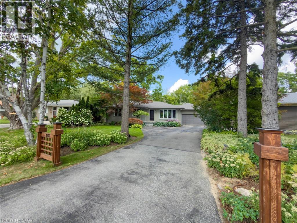 1239 Baldwin Drive, Oakville, Ontario  L6J 2W4 - Photo 3 - 40855277