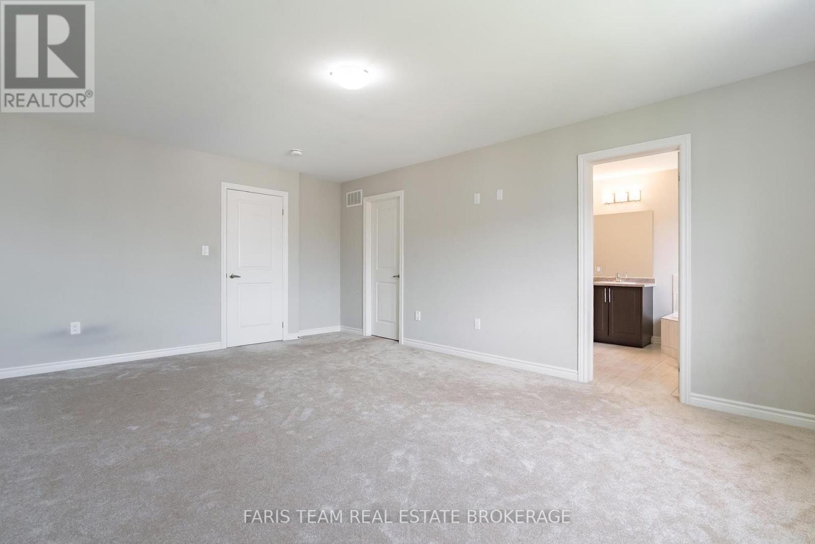 207 Cubitt Street, Clearview, Ontario  L0M 1S0 - Photo 20 - S13695654