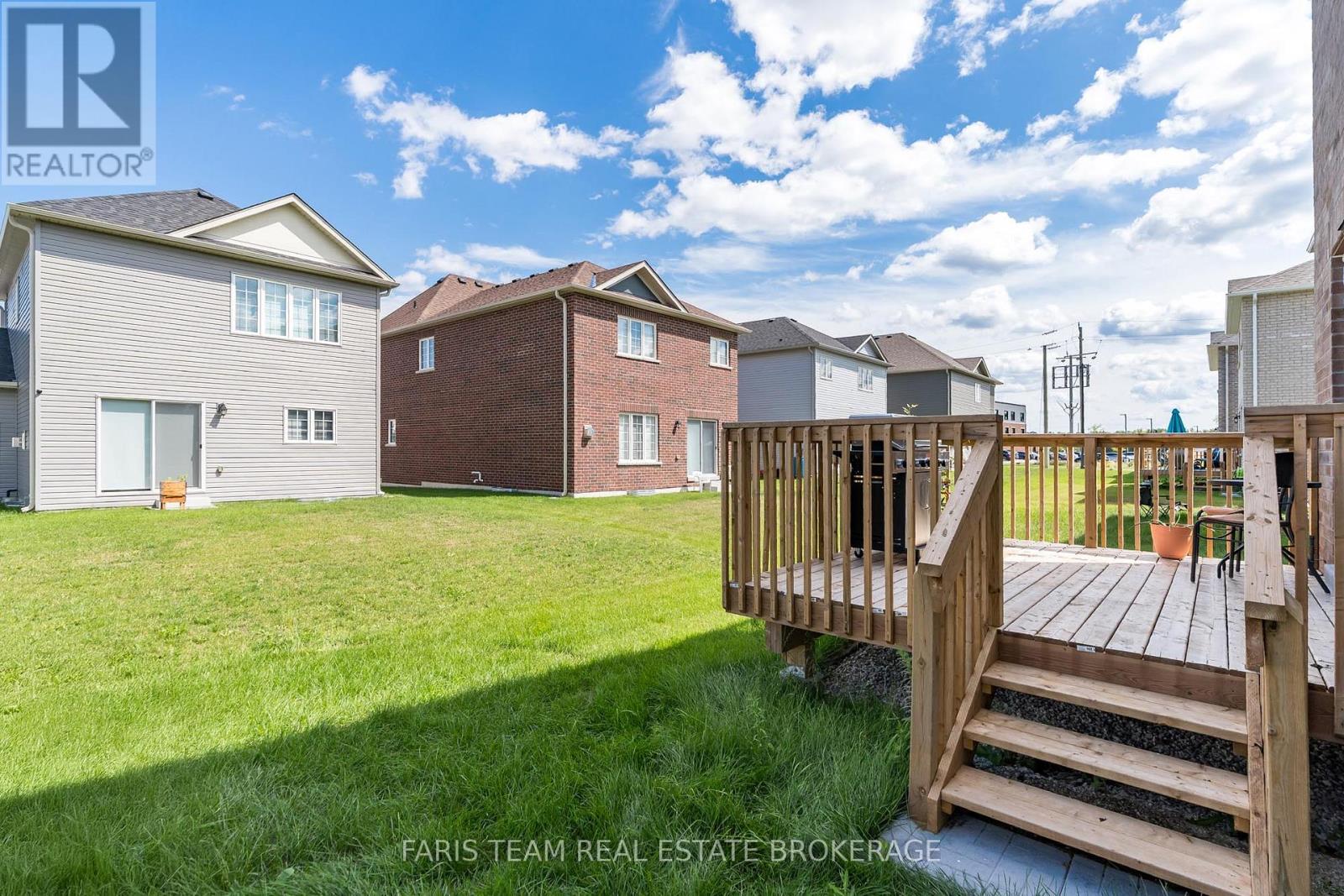 207 Cubitt Street, Clearview, Ontario  L0M 1S0 - Photo 29 - S13695654