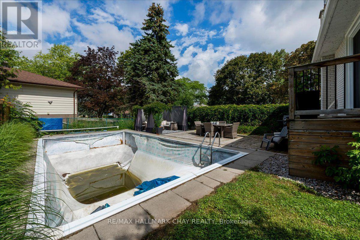 19 Highcroft Road, Barrie, Ontario  L4N 2X3 - Photo 40 - S13695660
