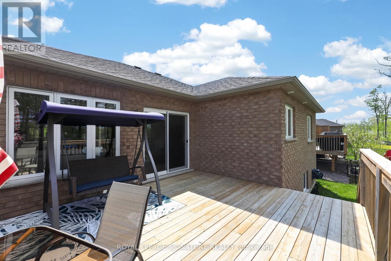22 Hunter Avenue, Tay, Ontario  L0K 2A0 - Photo 35 - S13695722