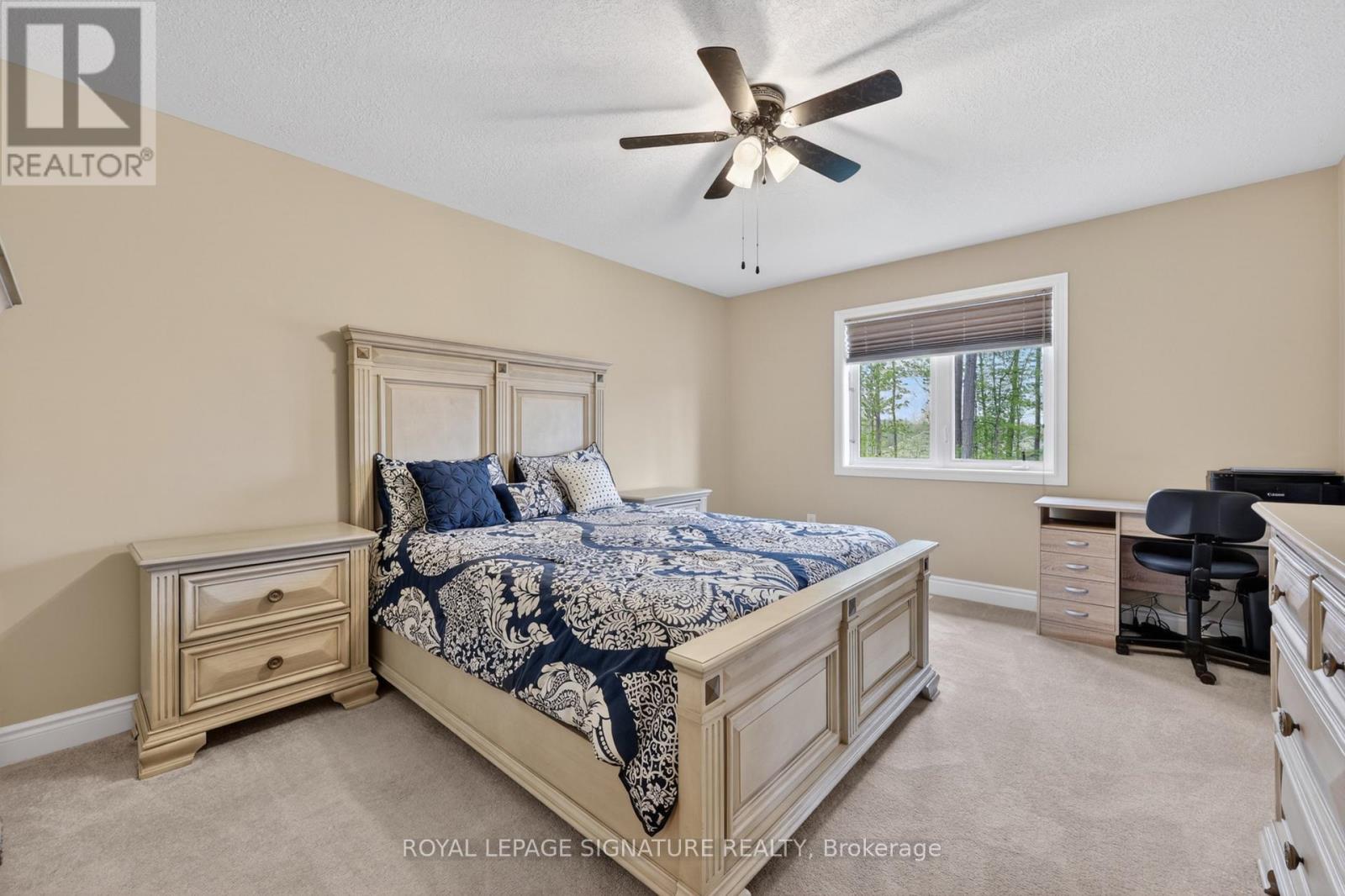 22 Hunter Avenue, Tay, Ontario  L0K 2A0 - Photo 4 - S13695722