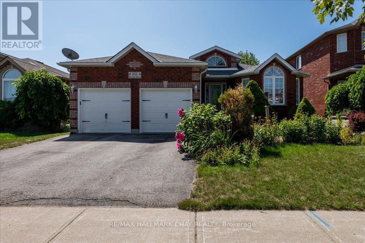 245 Pringle Drive, Barrie, Ontario  L4N 0P4 - Photo 1 - S13695804