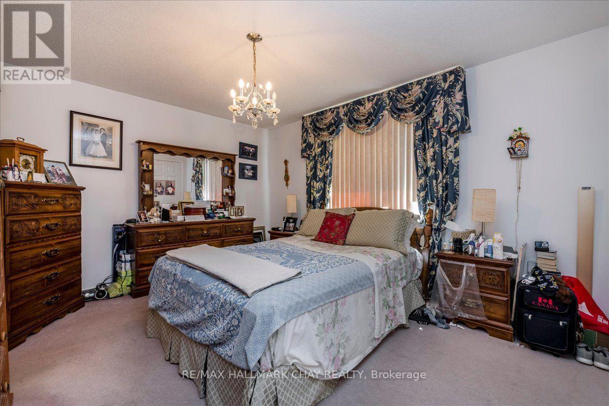 245 Pringle Drive, Barrie, Ontario  L4N 0P4 - Photo 13 - S13695804